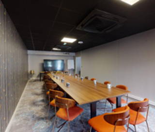 Bureau privé 12 m² 3 postes Location bureau Rue Balthazar-Dieudé Marseille 13006 - photo 14